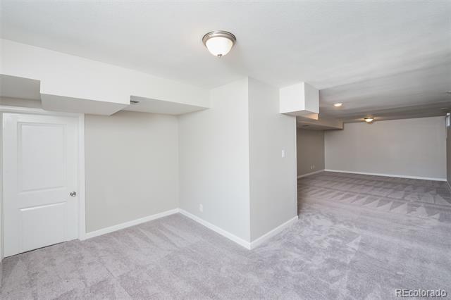 Building Photo - 9320 W 104th Pl