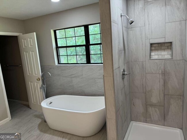 Building Photo - 1516 Chase Ct