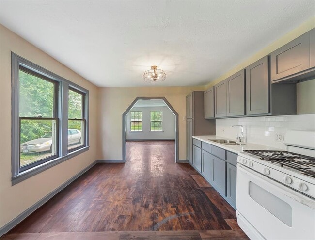 Building Photo - 4142 Mallow St