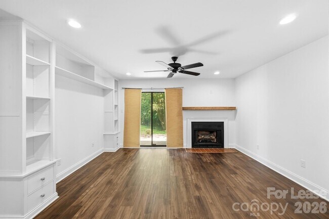 Building Photo - 2900 Heathstead Place