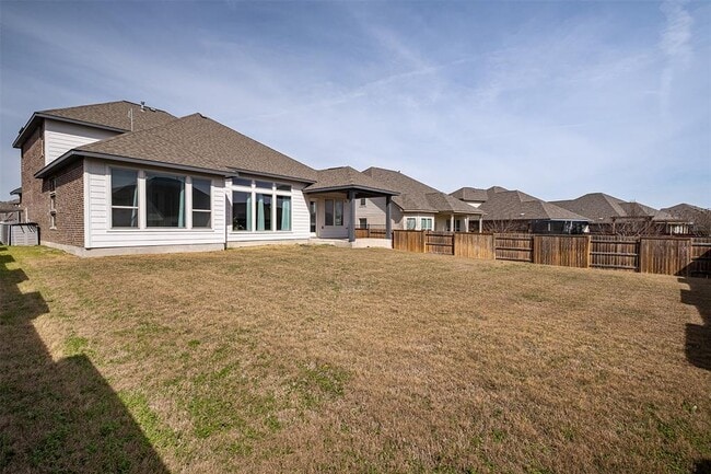 Building Photo - 259 Silver Pass