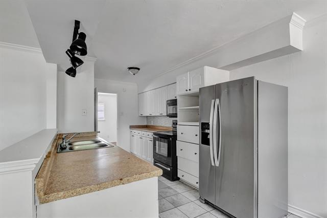 Building Photo - 6609 Walnut Hill Ln