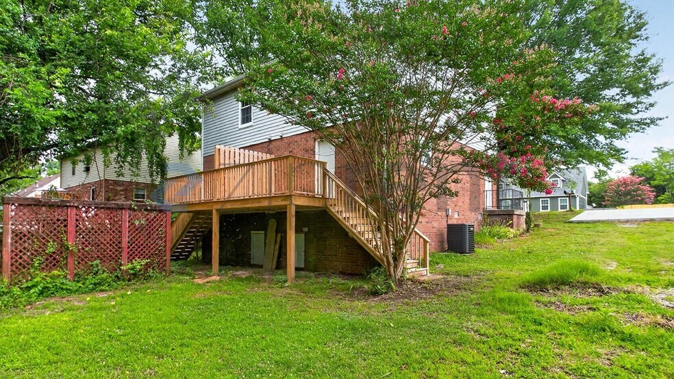 Building Photo - 628 Netherlands Dr