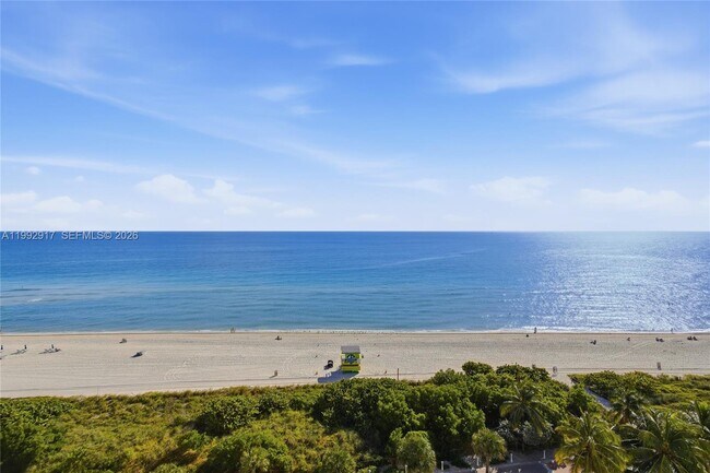 Building Photo - 5555 Collins Ave