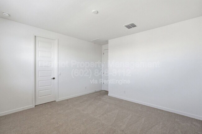 Building Photo - 7404 W Buckhorn Trail