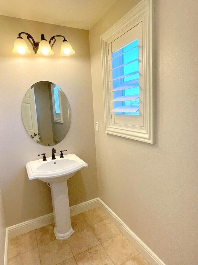 Building Photo - NEW PRICE ! Luxurious & Sought After Home In The Bucolic Hills Of Gated Norris Canyon Estates !