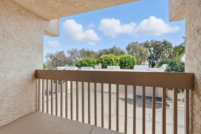 Building Photo - 709 Copper Dr