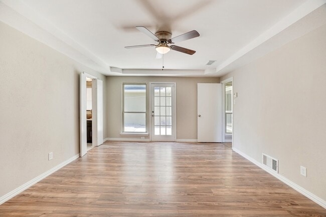 Building Photo - 1216 Horizon Trail