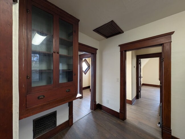 Building Photo - 11thStPl114(1-4)