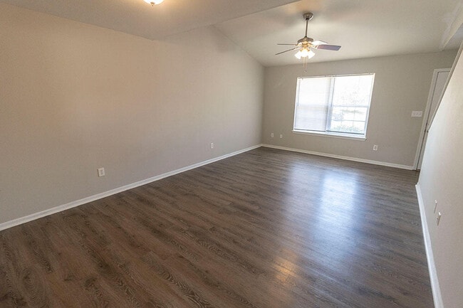 Building Photo - 5812 Canaveral Dr