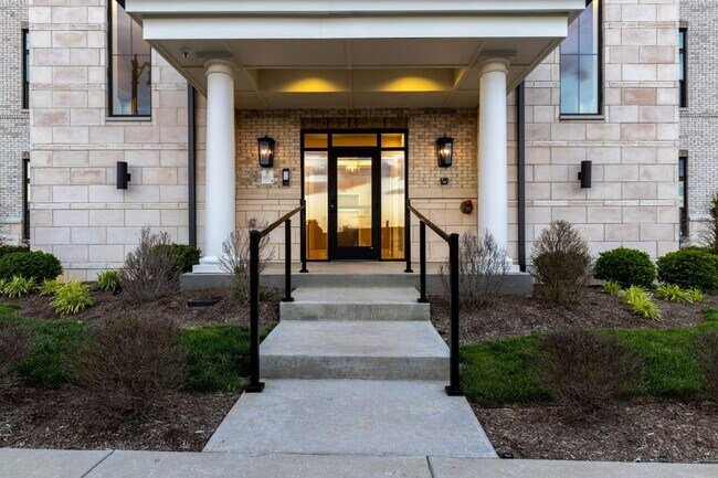 Building Photo - Welcome to Revery Point — where lakefront ...