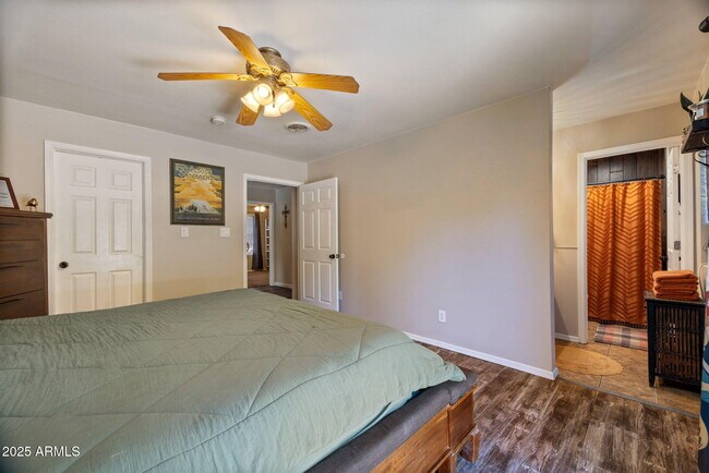 Building Photo - 3361 W Hansen