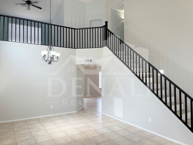 Building Photo - 8535 W Vogel Ave
