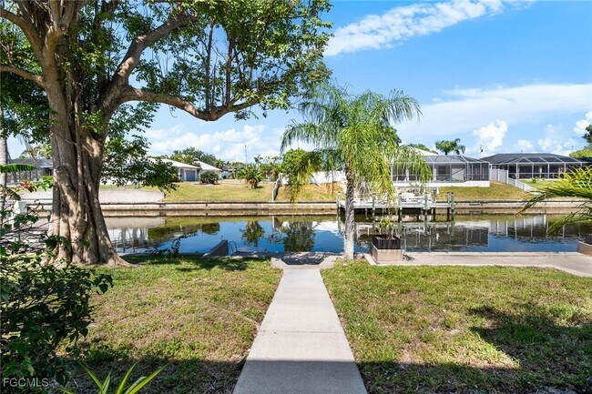 Building Photo - 1416 SE 11th Pl