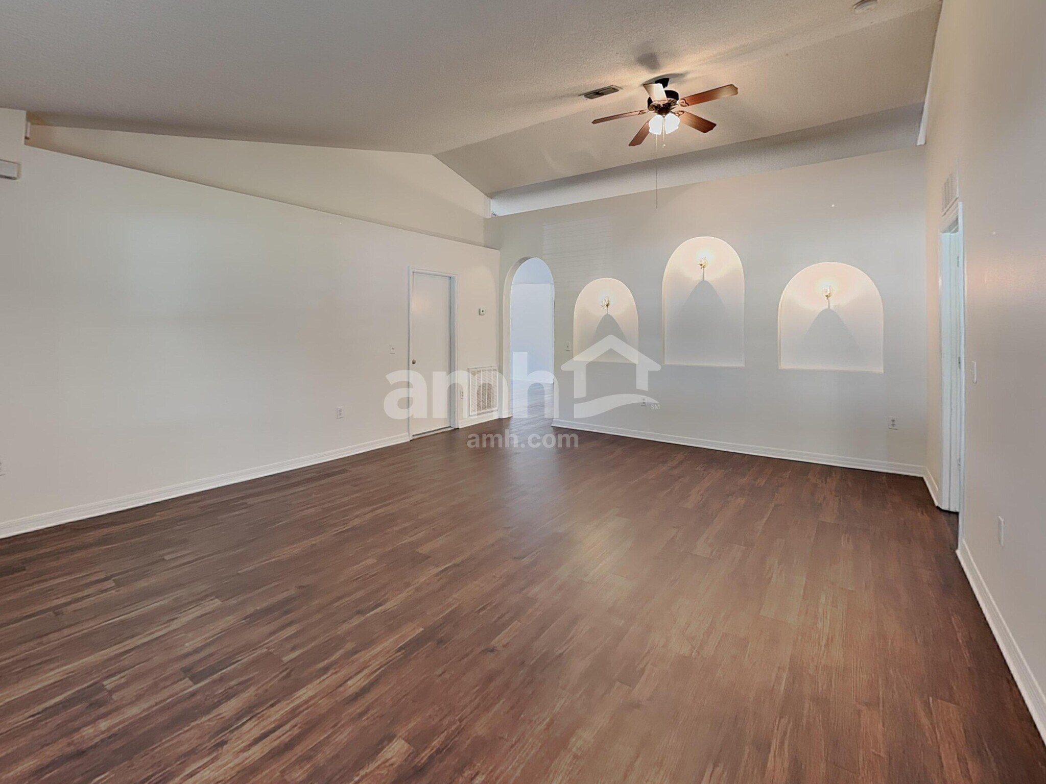 Building Photo - 5528 Cougar Park Ct