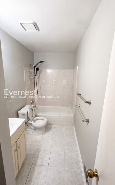 Building Photo - 14848 Ensor Ct