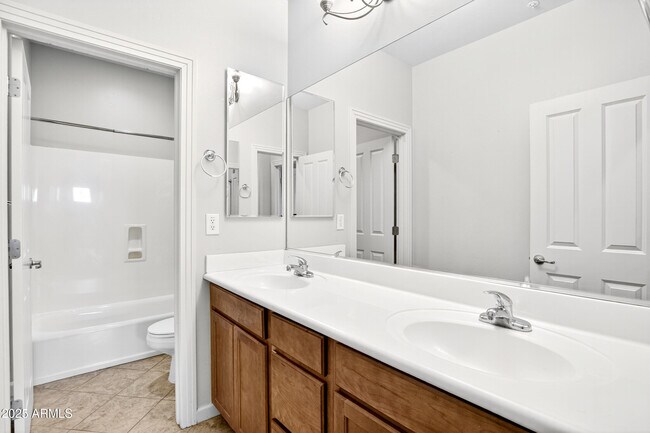 Building Photo - 20823 W Western Dr