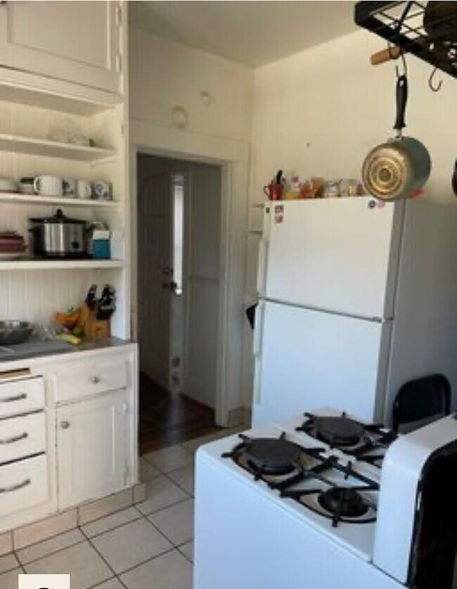 Building Photo - 2139 Prince St