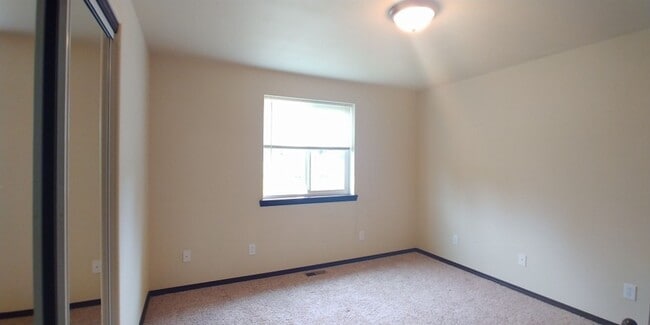 Building Photo - Aberdeen 3 bedroom, 1 bath home