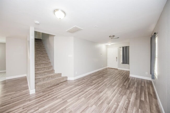 Building Photo - 7726 Galleon Field Ln