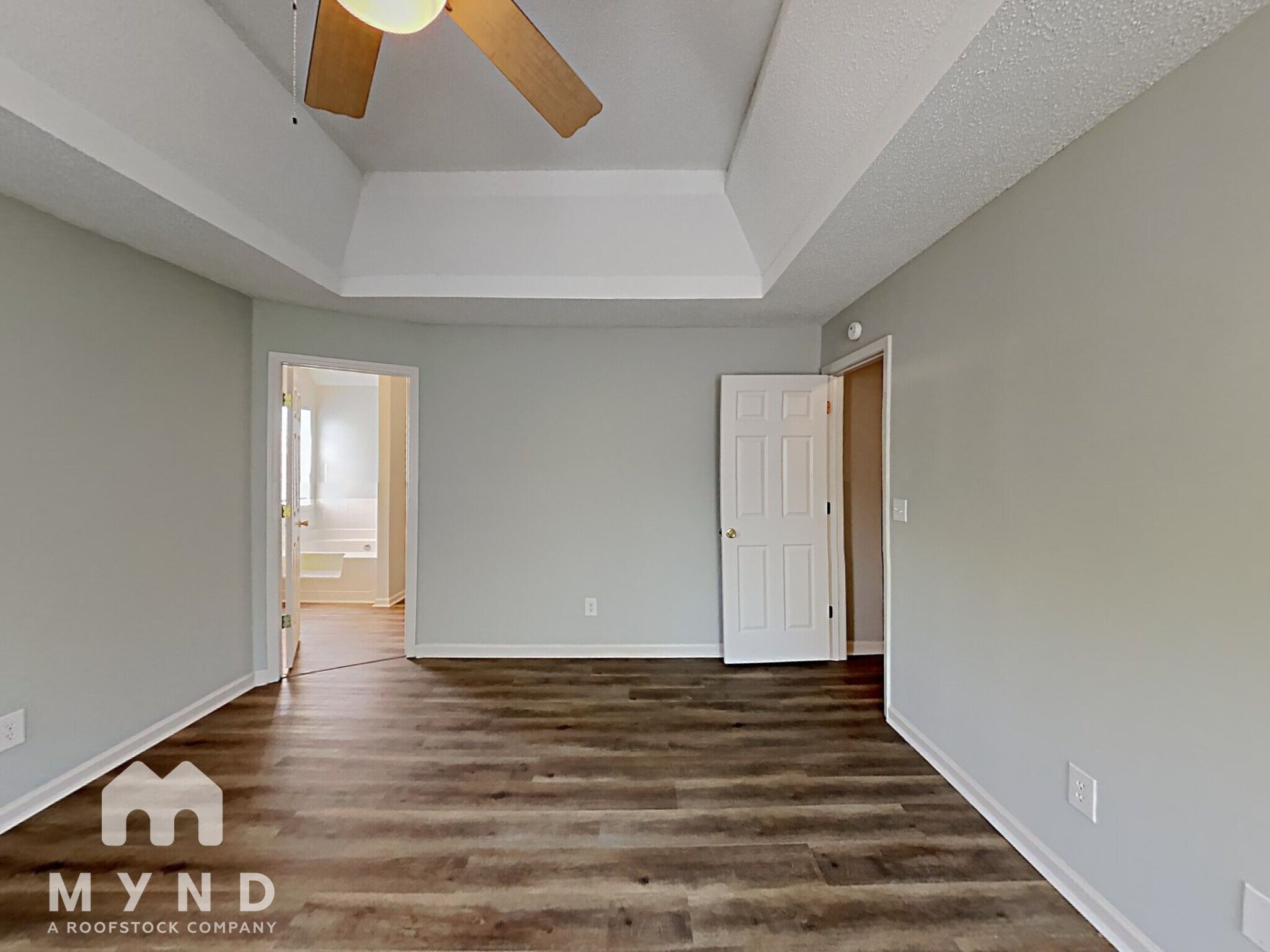 Building Photo - 2369 Sapphire Ct