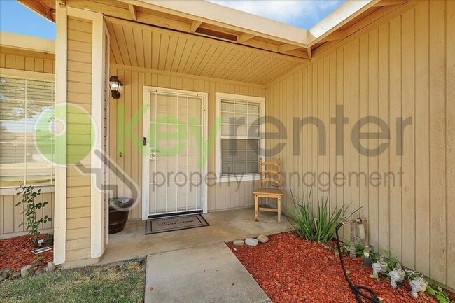 Building Photo - 8645 Meandering Way