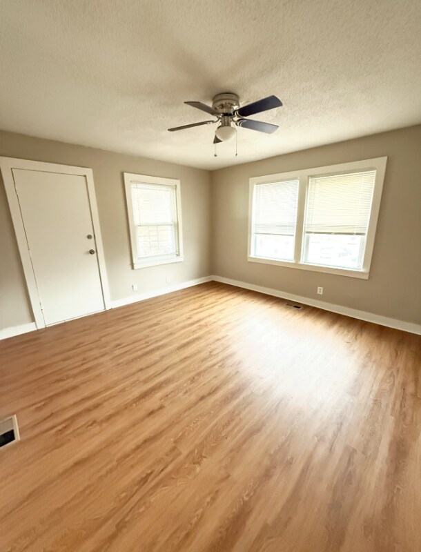 Building Photo - 4408 Montgall Ave