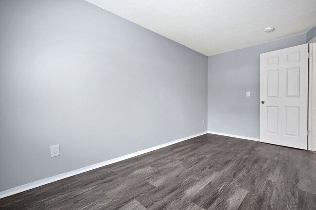 Building Photo - 3751-3753 Briggs Rd