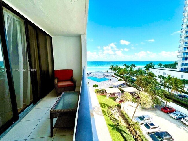 Building Photo - 3505 S Ocean Dr