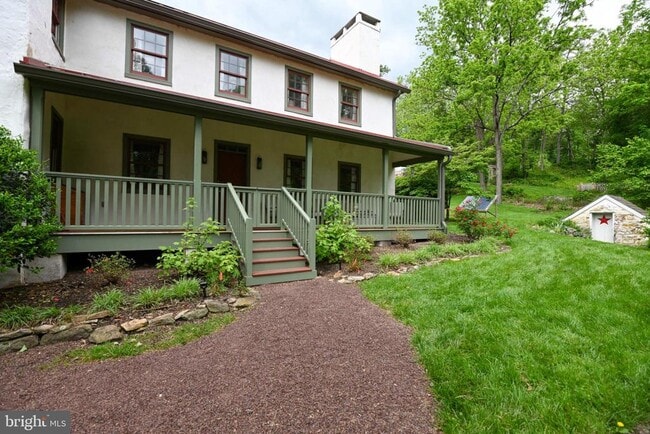 Building Photo - 1451 Old Ridge Rd