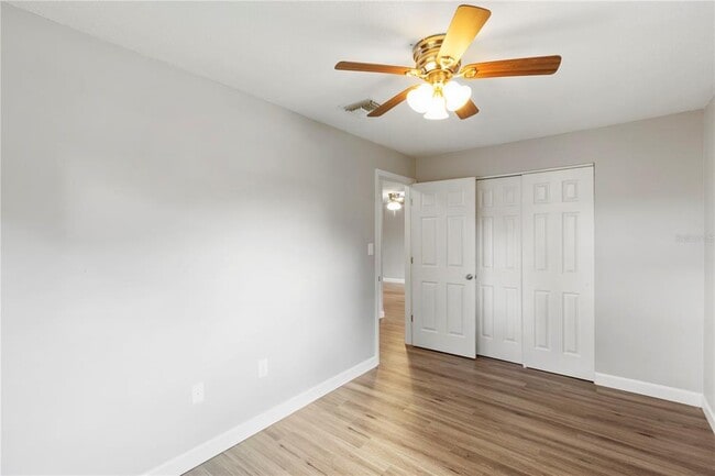 Building Photo - 36124 E Spring Lake Blvd