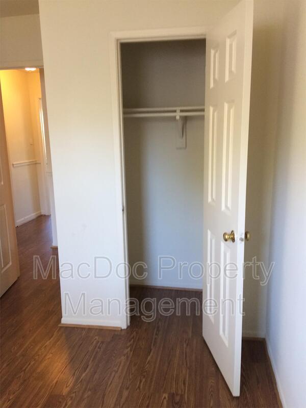 Building Photo - 14674 Pinon Ct