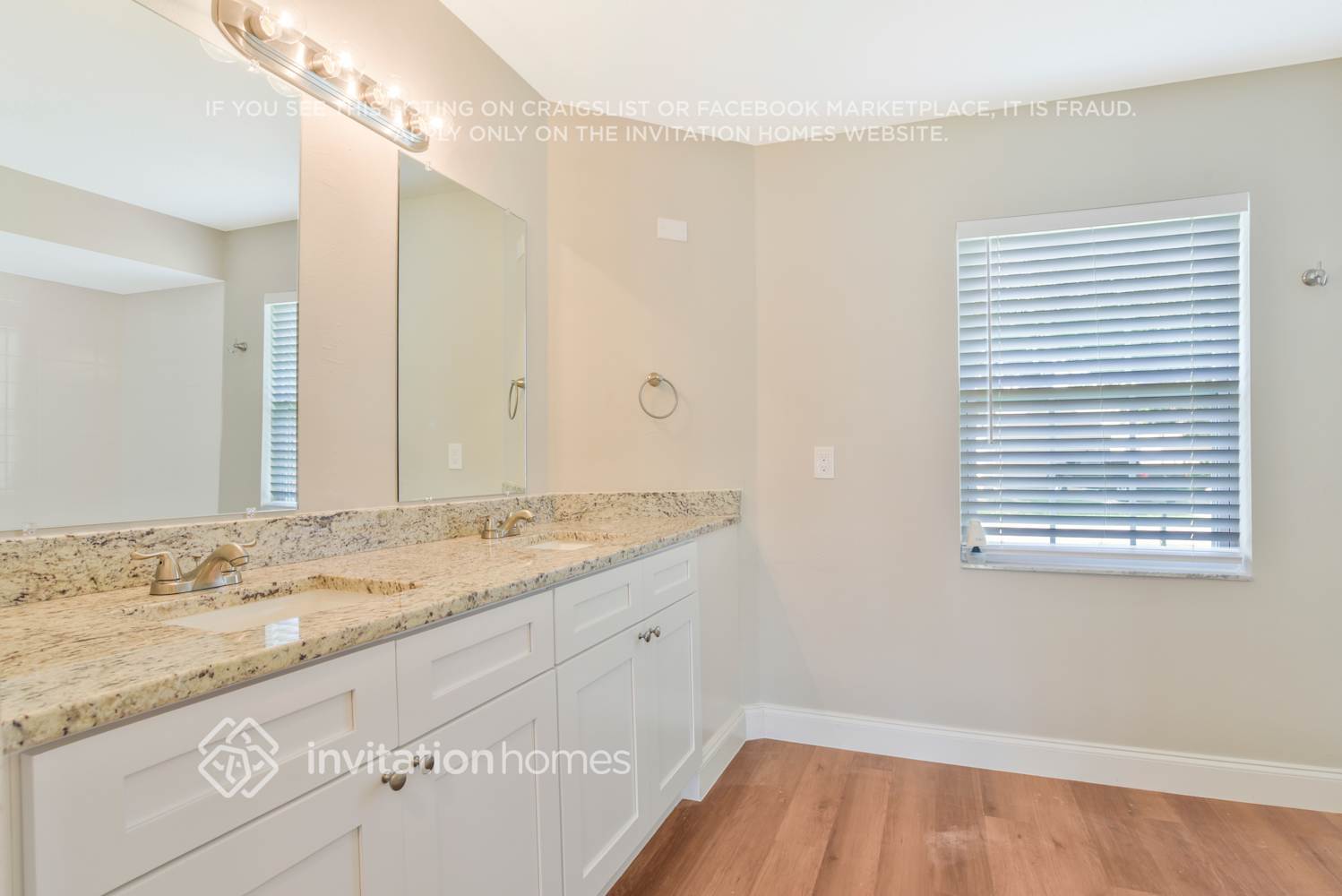 Building Photo - 676 Regency Way