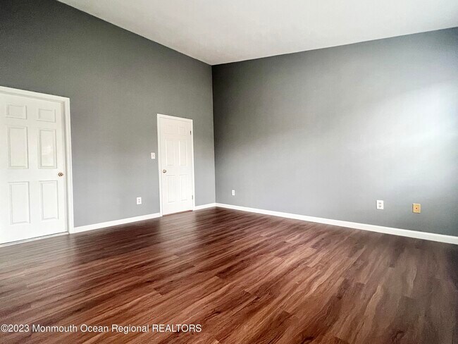 Building Photo - 1133 Roseberry Ct