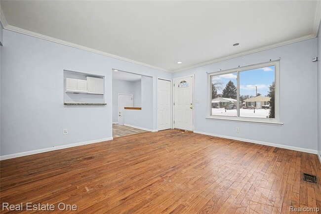 Building Photo - 21046 Wakedon St