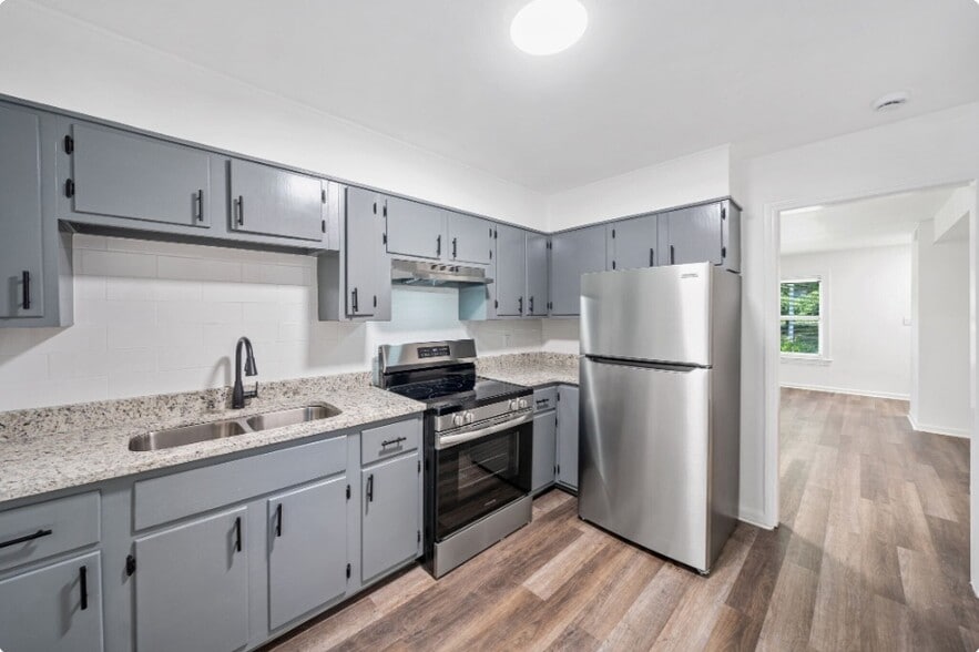 Primary Photo - Henry at Harvard