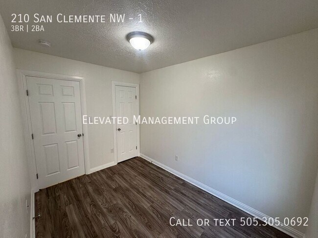 Building Photo - 210 San Clemente Ave NW