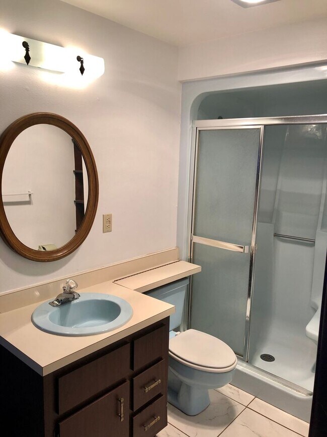 Building Photo - 1003 Dora Ave