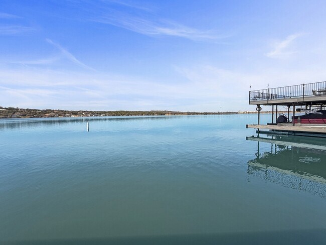 Building Photo - 6505 Christa Ct