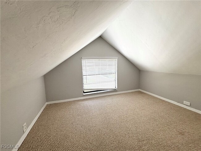 Building Photo - 12743 Brewster Dr