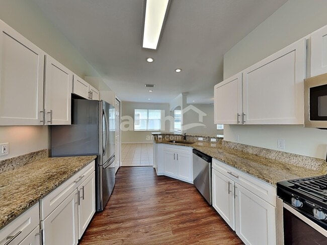 Building Photo - 6424 Orchard Oriole Ln