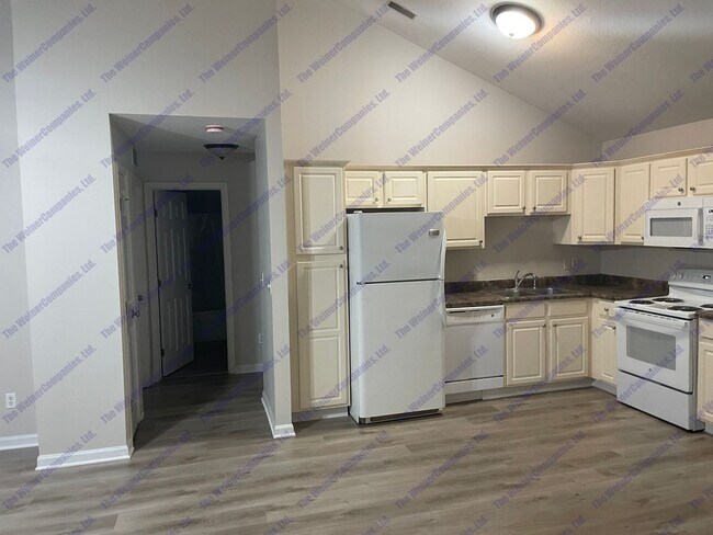 Building Photo - Now leasing for August!