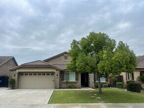 Building Photo - NW Beautiful Home For Rent