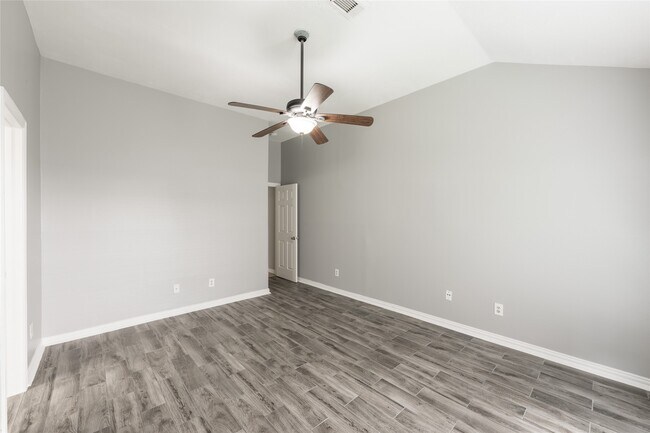 Building Photo - 6307 Pleasant Stream Dr