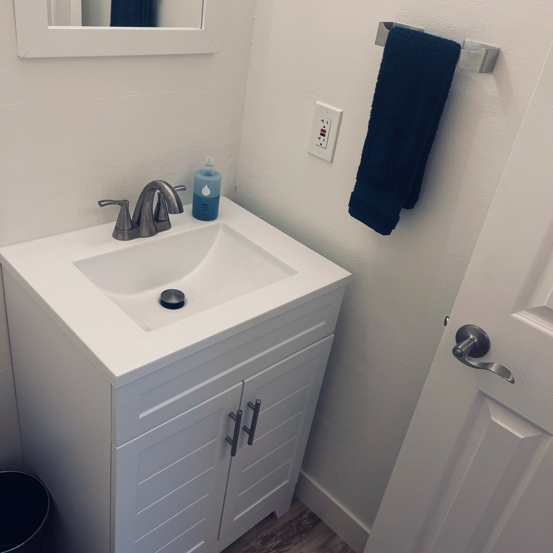 Building Photo - 1990 Benita Dr