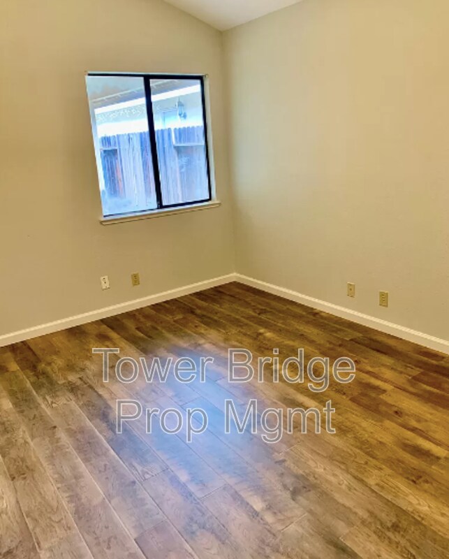 Building Photo - 1349 Chignahuapan Way