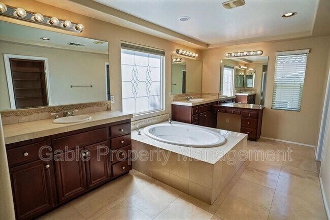 Building Photo - 17764 Sweetgum Ln