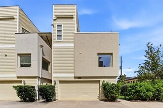 Building Photo - 1512 Crockett St