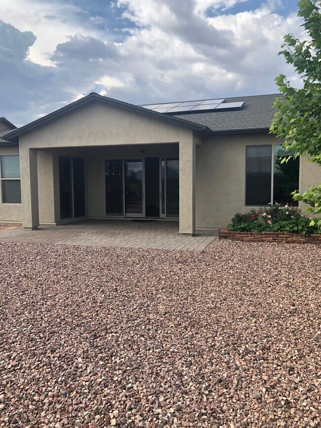 Building Photo - Beautiful 3 Bedroom in Bright Star, Chino Valley