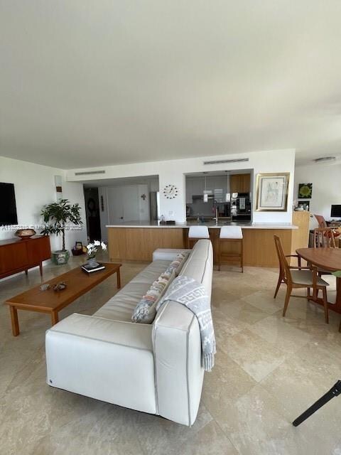 Building Photo - 1865 Brickell Ave